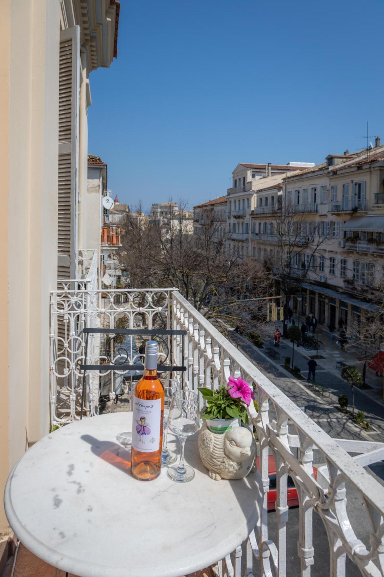 דירות Corfu  Casa Valeroza Old Town מראה חיצוני תמונה